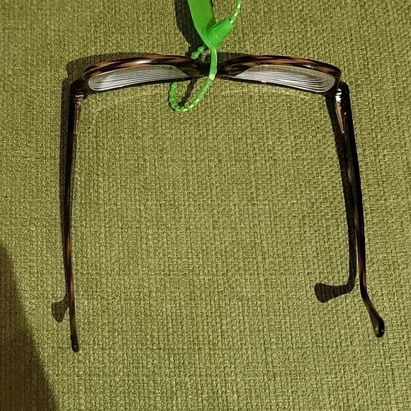 Chanel - Picture 7 of 9